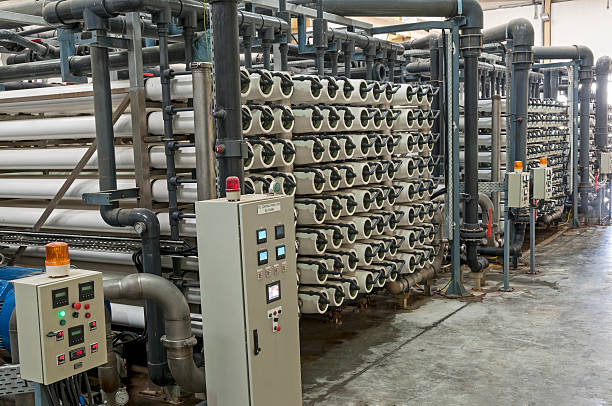 filtrazione - sewage treatment plant purified water water desalination plant foto e immagini stock