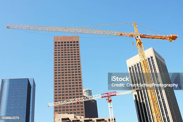 Foto de Luffing Torre Do Guindaste De Construção De Los Angeles e mais fotos de stock de Alto - Descrição Geral