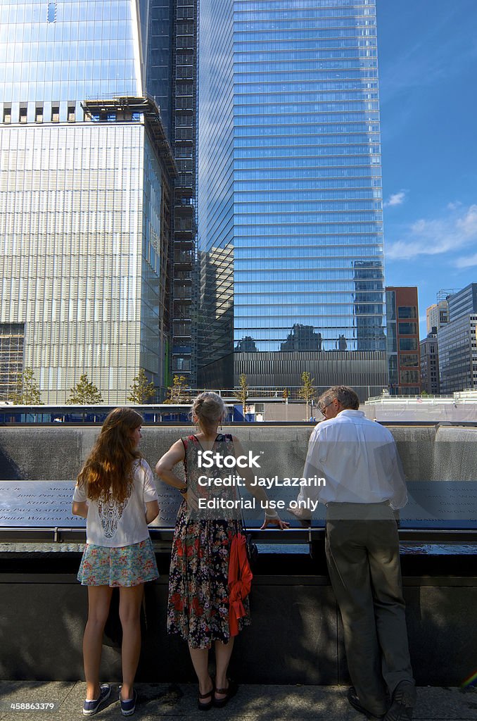National September 11 Memorial gości, stawem, Ground Zero, NYC - Zbiór zdjęć royalty-free (Architektura)