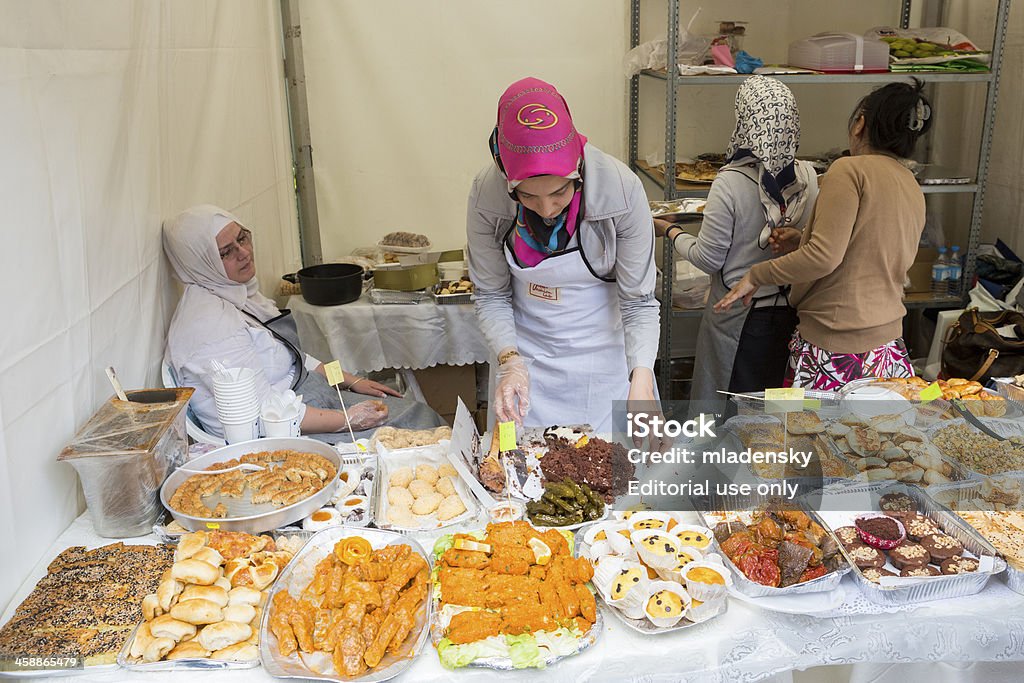 Tradizionale turca presentazione del cibo - Foto stock royalty-free di Carne
