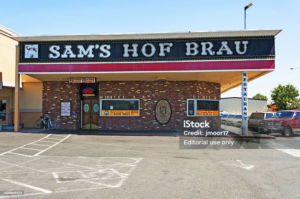 Hof Brau Sams - Стоковые фото Автомобиль роялти-фри