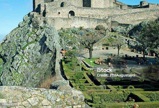 Castillo Sobre Jardines En Portugués Ciudad De Marvao Foto de stock y más banco de imágenes de Aire libre