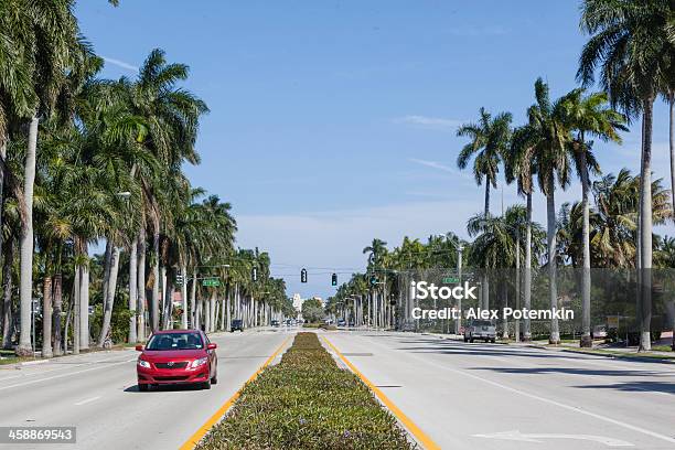 Hollywood Boulevard Em Miami Flórida - Fotografias de stock e mais imagens de 12 Horas - 12 Horas, Ao Ar Livre, Azul