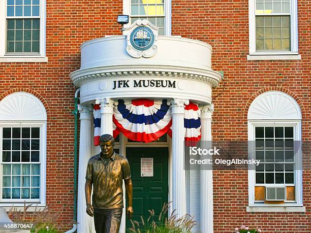 John Fitzgerald Kennedy Museo Foto de stock y más banco de imágenes de Bronce - Aleación - Bronce - Aleación, Cape Cod, Color - Tipo de imagen