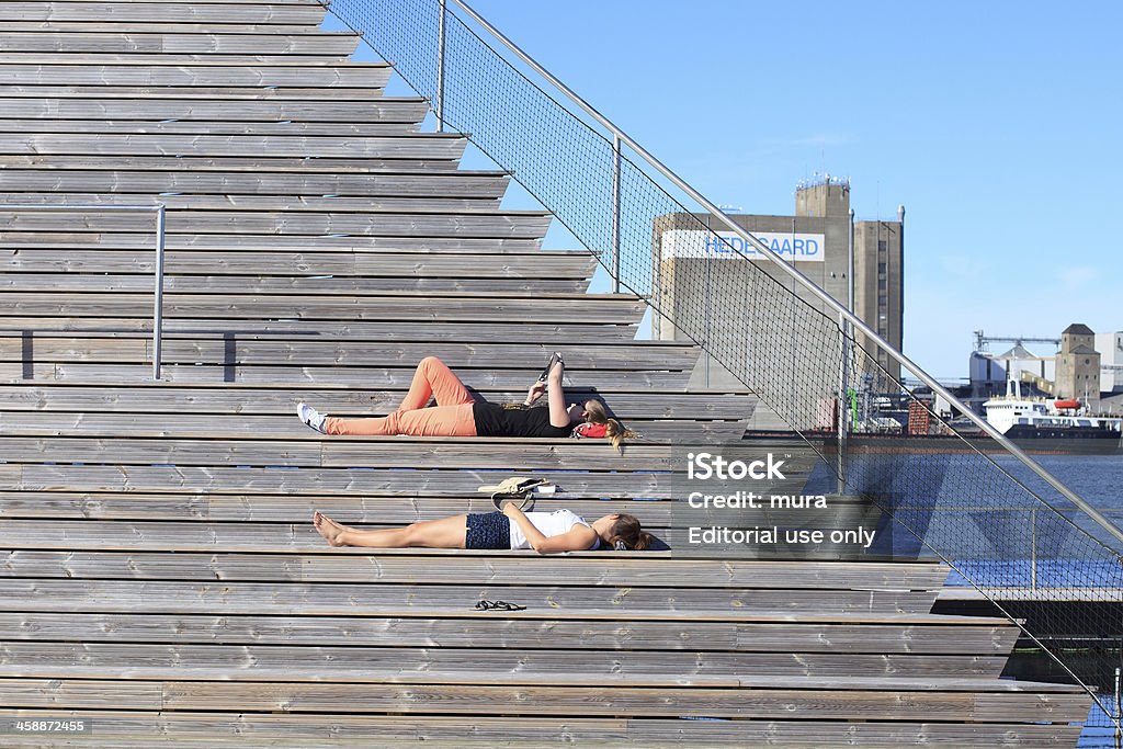 Tempo libero in estate - Foto stock royalty-free di Adolescente