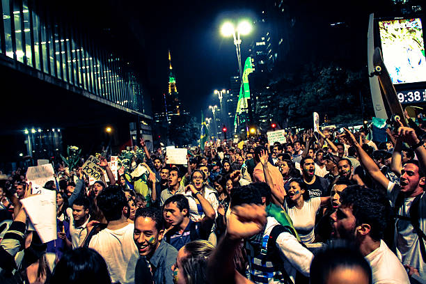 SA#o Paulo, Brazil June 20, 2013: peaceful demonstration in major Paulista Avenue in the heart of the city of SA#o Paulo, the Brazilian street doing his role in speaking out against the government.