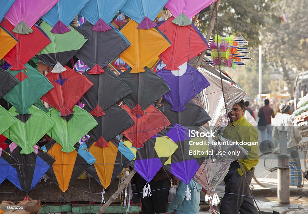 Persona que venden niños kite en jaipur, india - Foto de stock de Cometa - Juguete libre de derechos