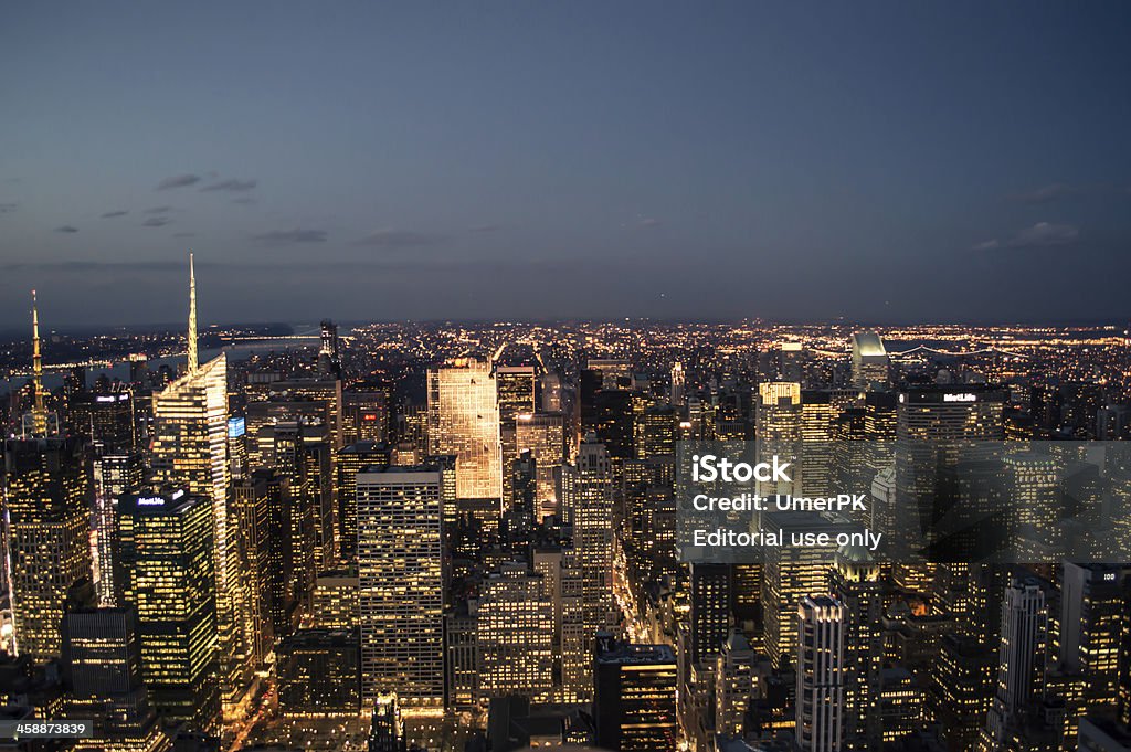 Horizonte de Manhattan à noite - Foto de stock de Arquitetura royalty-free