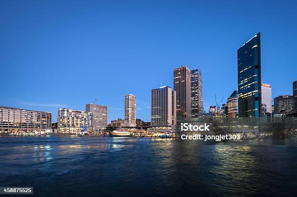 Foto de Circular Quay Com Reflexos e mais fotos de stock de Arquitetura - Arquitetura, Arranha-céu, Australásia