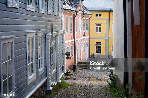 Vista De Porvoo Finlandia Foto de stock y más banco de imágenes de Finlandia - Finlandia, Porvoo, Adoquinado