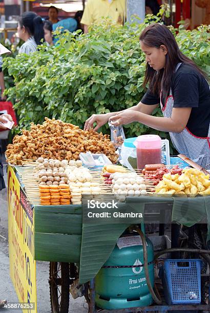 Cibo Di Strada - Fotografie stock e altre immagini di Ambientazione esterna - Ambientazione esterna, Cibi e bevande, Cibo