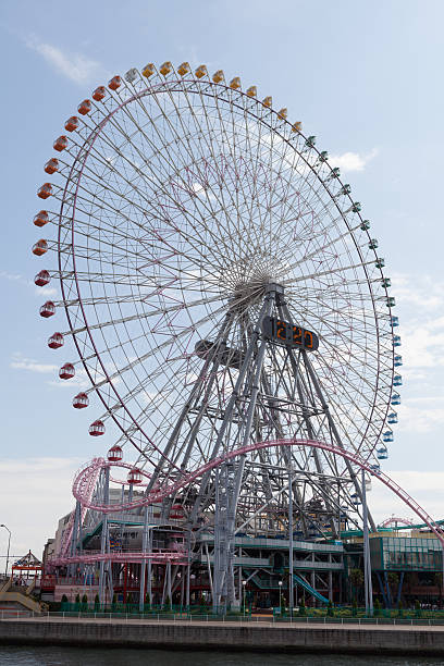 cosmo-clock-21-ferris-wheel-in