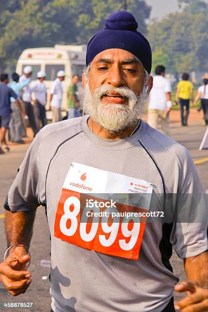 Photo libre de droit de Coureur De Marathon Hommes Âgés banque d'images et plus d'images libres de droit de Sport - Sport, Turban, Adulte