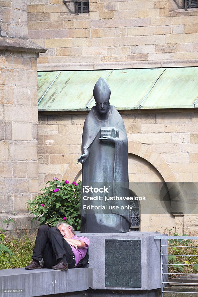 Estátua de St Alfrid Bispo - Royalty-free Bispo - Clero Foto de stock