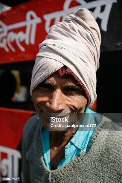 Indian Labourer - zdjęcia stockowe i więcej obrazów Aktywni seniorzy - Aktywni seniorzy, Azja, Azjaci