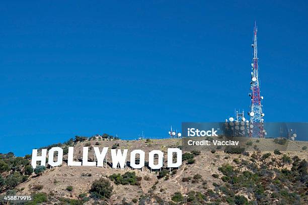 Foto de Placa De Hollywood Nas Montanhas Santa Monica Los Angeles e mais fotos de stock de Antena - Equipamento de telecomunicações