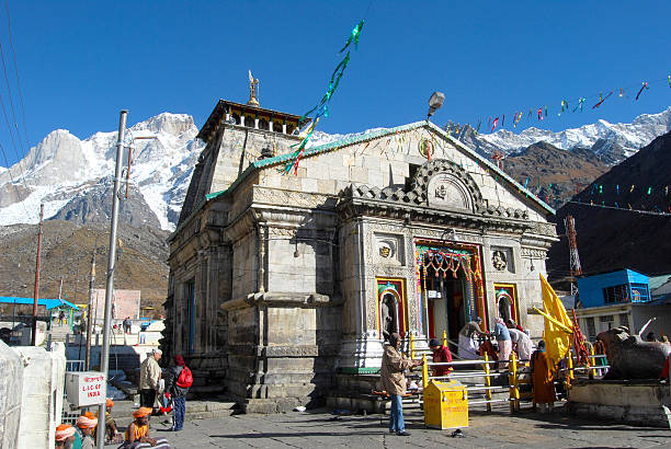 templo kedarnath - garhwal imagens e fotografias de stock