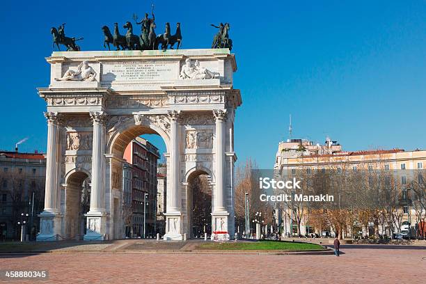 Photo libre de droit de Arc De La Paix À Milan banque d'images et plus d'images libres de droit de Arc - Élément architectural - Arc - Élément architectural, Architecture, Arranger