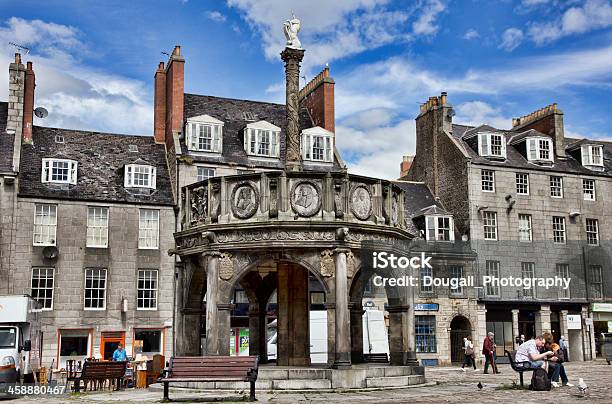 Aberdeen Szkocja Mercat Cross W Castlegate District - zdjęcia stockowe i więcej obrazów Aberdeen - Szkocja