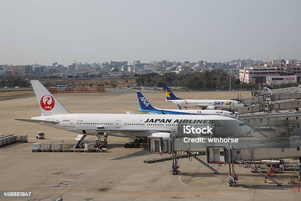 Foto de Aeroporto De Fukuoka No Japão e mais fotos de stock de Aeroporto - Aeroporto, All Nippon Airways, Avião