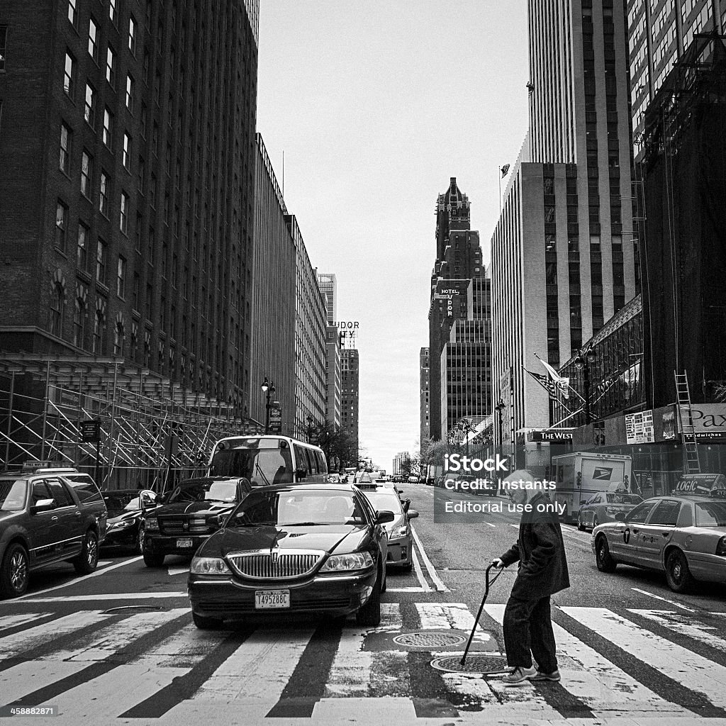 Scène de rue du quartier de Midtown - Photo de Adulte libre de droits