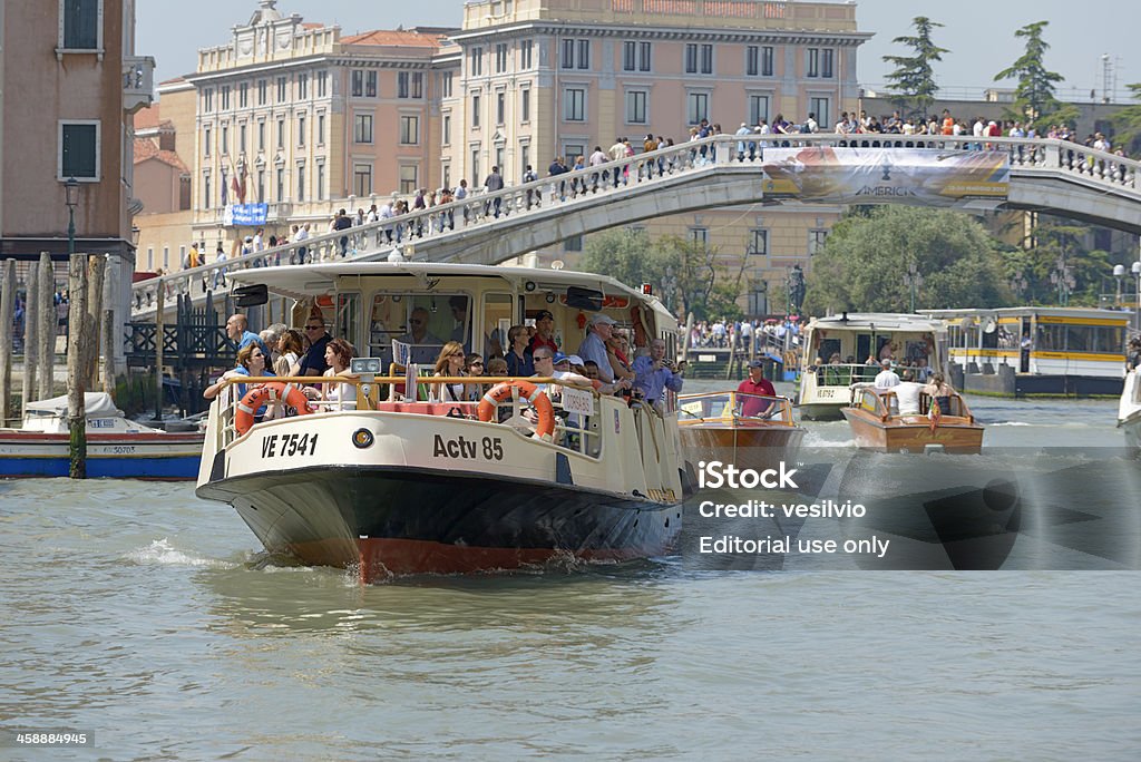Wenecja vaporetto - Zbiór zdjęć royalty-free (Canal Grande - Wenecja)