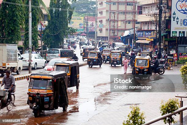 Tráfego Em Mangalore - Fotografias de stock e mais imagens de Andar - Andar, Ao Ar Livre, Autoestrada