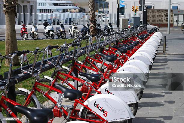 채용 자전거 바르셀로나 에 스페인 0명에 대한 스톡 사진 및 기타 이미지 - 0명, Mobility as a Service, 교통수단