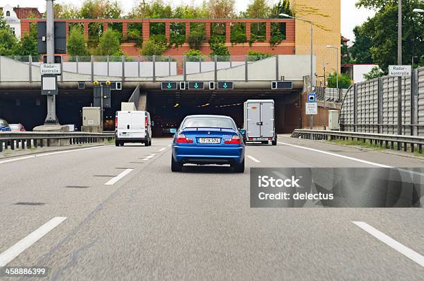 Photo libre de droit de Allemand Autoroute A100 banque d'images et plus d'images libres de droit de Accotement herbeux - Accotement herbeux, Allemagne, Autoroute allemande