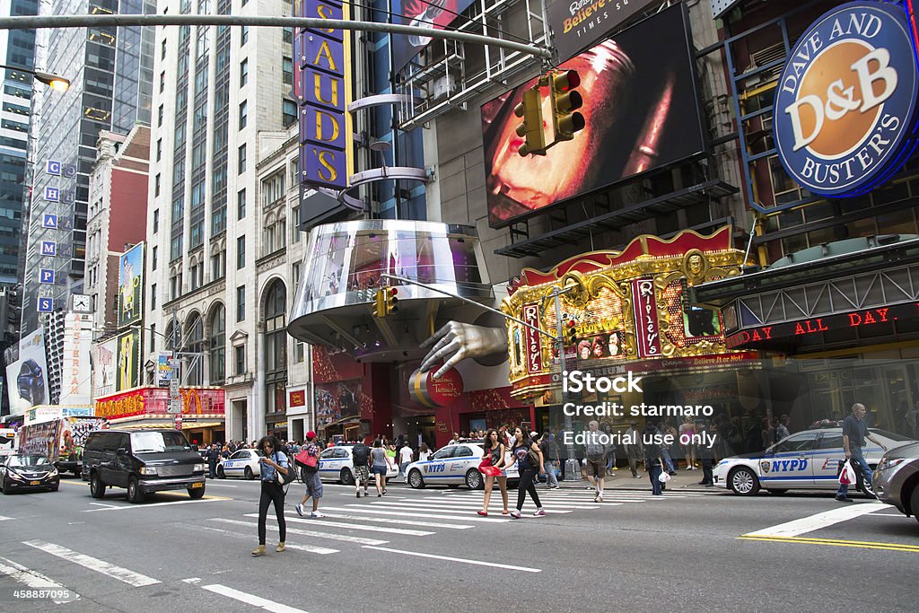 times square w ciągu dnia - Zbiór zdjęć royalty-free (Aleja)