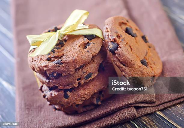 Photo libre de droit de Les Cookies banque d'images et plus d'images libres de droit de Aliment - Aliment, Assiette, Biscuit