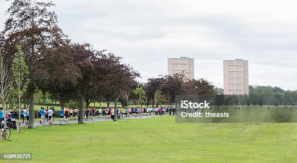 Foto de Corredores De Meia Maratona e mais fotos de stock de Atleta de campo e pista - Atleta de campo e pista, Competição, Correr