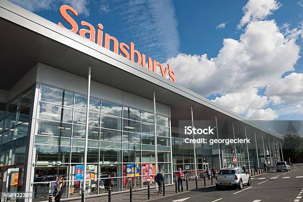 Supermercato Di Sainsbury - Fotografie stock e altre immagini di Sainsburys - Sainsburys, Supermercato, Regno Unito