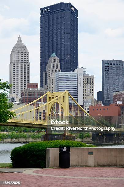 Skyline Di Pittsburgh - Fotografie stock e altre immagini di Ambientazione esterna - Ambientazione esterna, Centro della città, Cielo