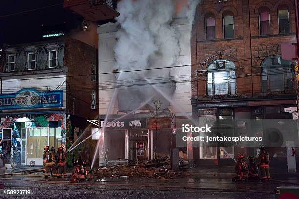 Foto de Queen Street Incêndio e mais fotos de stock de Acidente - Acidente, Acidentes e desastres, Arruinado
