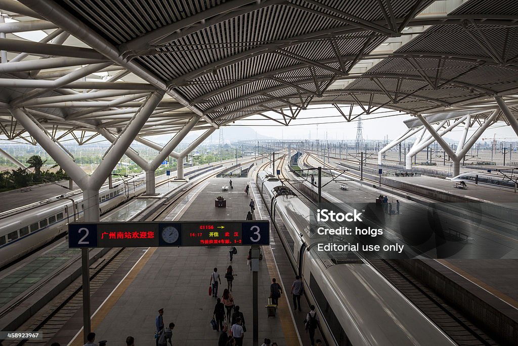 Estación de tren de alta velocidad, Cantón, China - Foto de stock de 2012 libre de derechos
