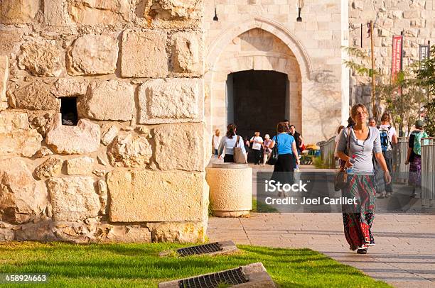 Photo libre de droit de Porte De Jaffa À Jérusalem banque d'images et plus d'images libres de droit de Adulte - Adulte, Architecture, Asie de l'Ouest