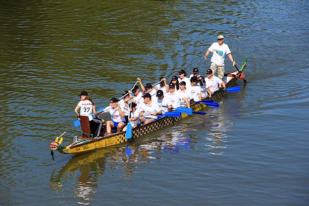 rowing team race