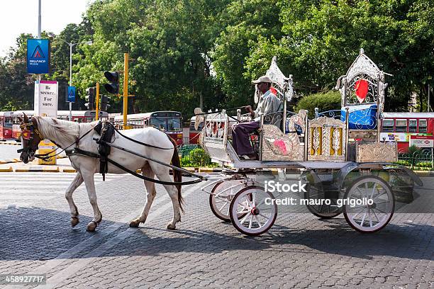Mumbai Horse Taxi Stock Photo - Download Image Now - Carriage, Horse, India