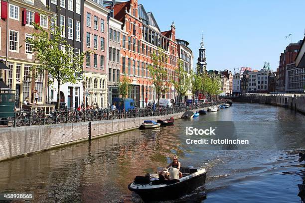 Blick Auf Singel Mit Monumentalen Häusern Am Kanal In Amsterdam Stockfoto und mehr Bilder von Amsterdam