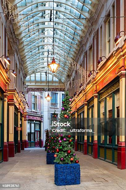 Leadenhall Market - Fotografie stock e altre immagini di Albero - Albero, Albero di natale, Ambientazione interna