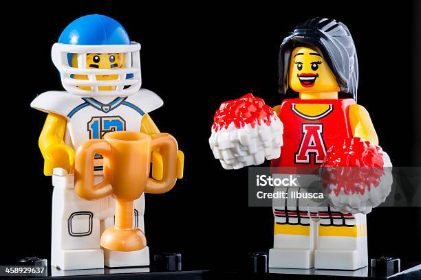 レゴの人形 Minifigures シリーズ 8 フットボール選手チアリーダー - アメリカンフットボールのストックフォトや画像を多数ご用意 - アメリカンフットボール, おもちゃ, レゴ