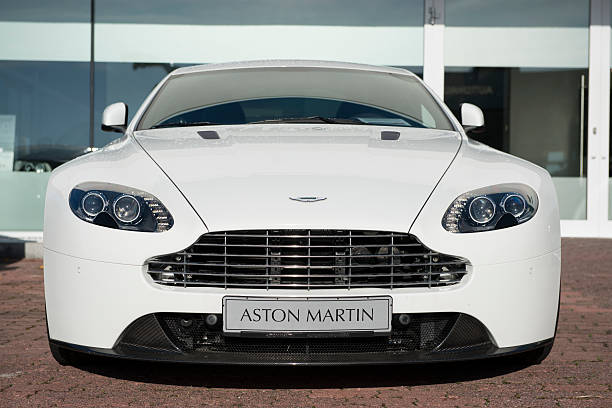 aston martin отправной coupe - hersteller стоковые фото и изображения