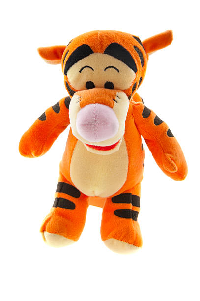 tigger en winnie-the-pooh libros - winnie the pooh fotografías e imágenes de stock