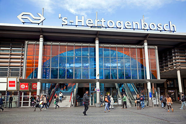 central station 's-hertogenbosch - ns stockfoto's en -beelden