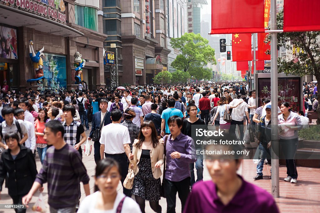 China multitud, Shanghai, China - Foto de stock de Chino - Oriental libre de derechos