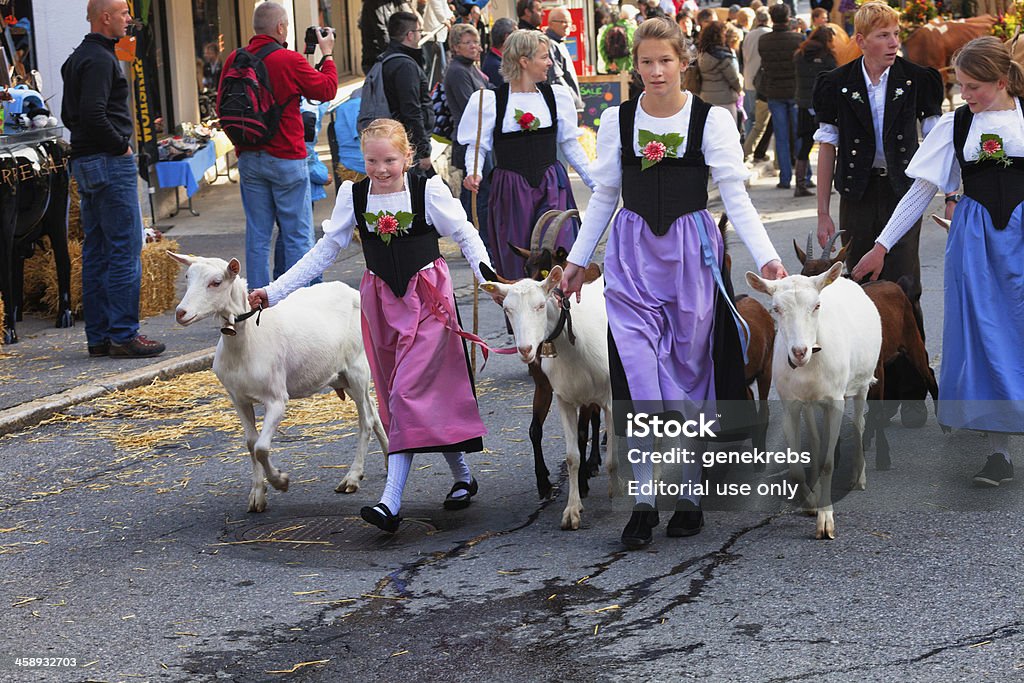 Suiza cosecha de otoño Festival tradicional el vestuario - Foto de stock de Aire libre libre de derechos