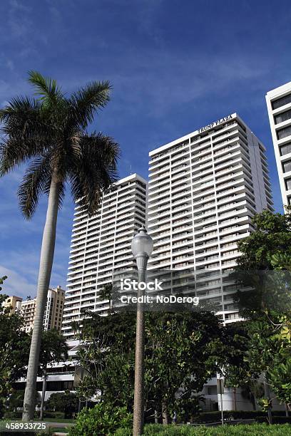 Trump Plaza Condo Towers En West Palm Beach Foto de stock y más banco de imágenes de Florida - Estados Unidos - Florida - Estados Unidos, West Palm Beach, Aire libre