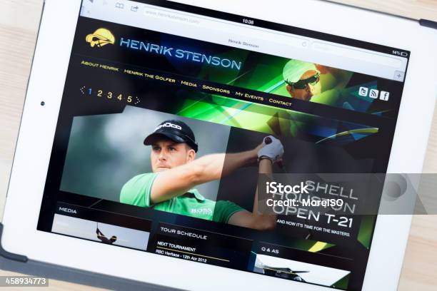 Henrik Stenson Sito Web Su Ipad - Fotografie stock e altre immagini di Attrezzatura informatica - Attrezzatura informatica, Bianco, Big Tech