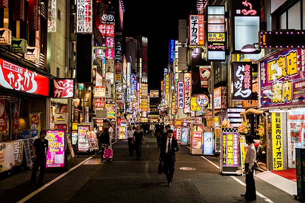 kabukicho tokyo giappone - prostitution night horizontal outdoors foto e immagini stock